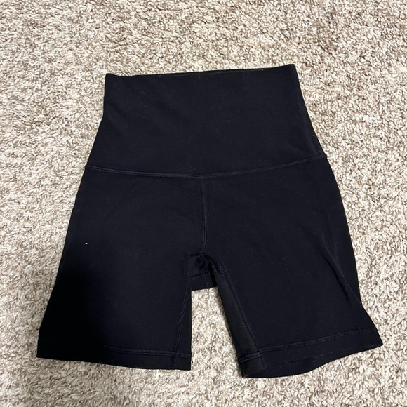 Lululemon black biker shorts 6in - Picture 1 of 6